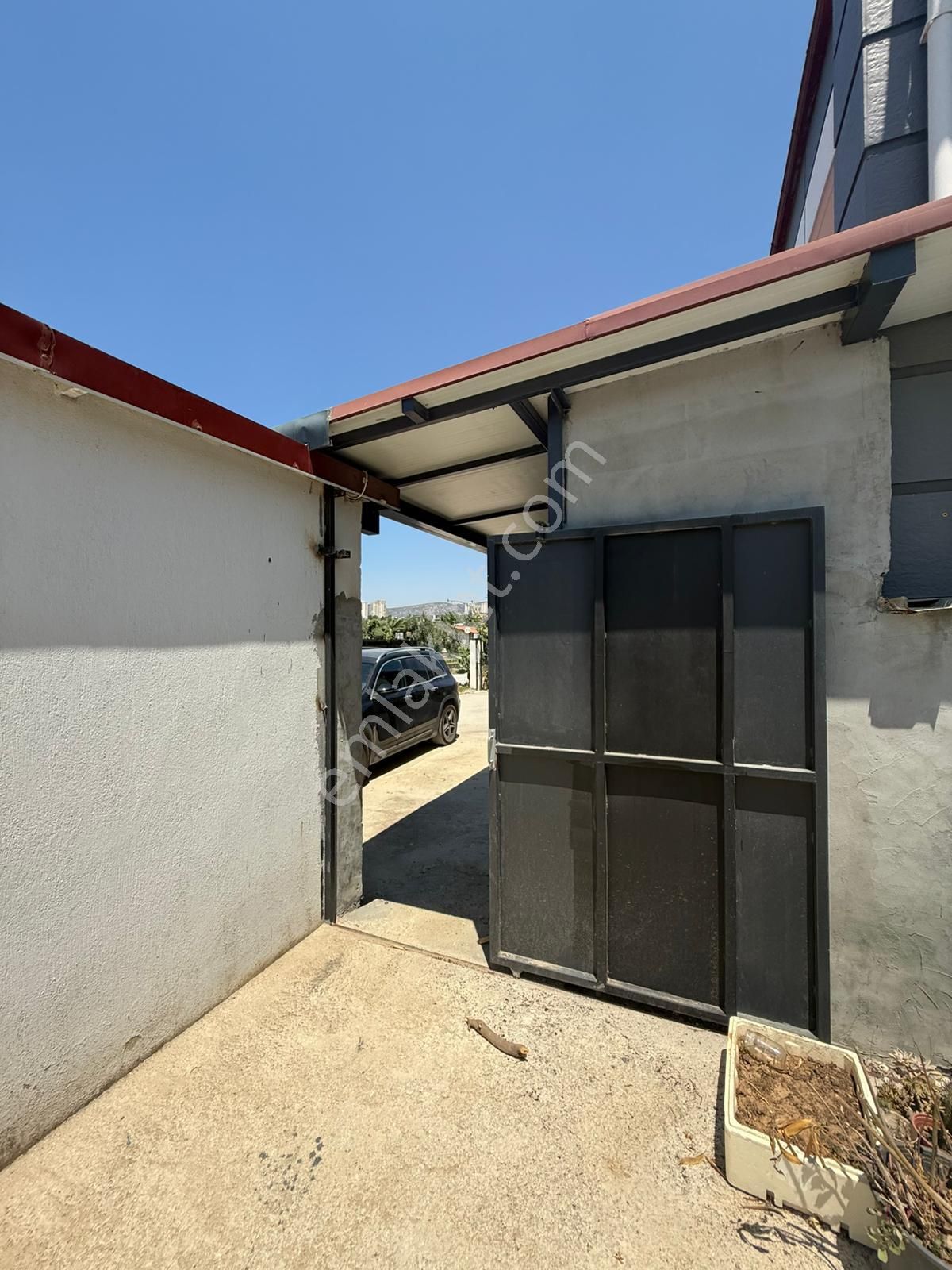 Kuşadası Karaova Mah. Satılık Havuzlu,bahçeli Müstakil Ev - Görsel 13