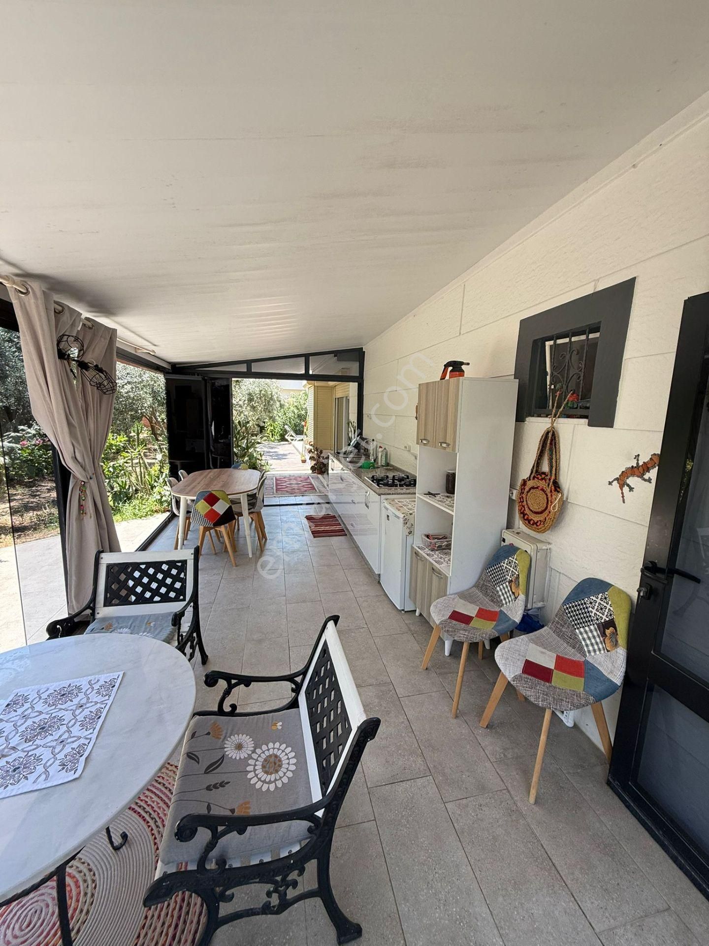 Kuşadası Karaova Mah. Satılık Havuzlu,bahçeli Müstakil Ev - Görsel 12