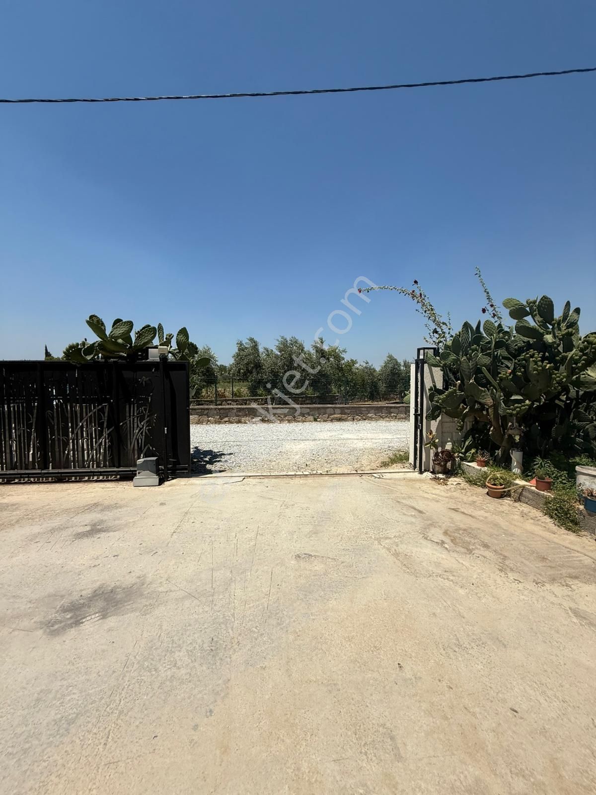 Kuşadası Karaova Mah. Satılık Havuzlu,bahçeli Müstakil Ev - Görsel 30