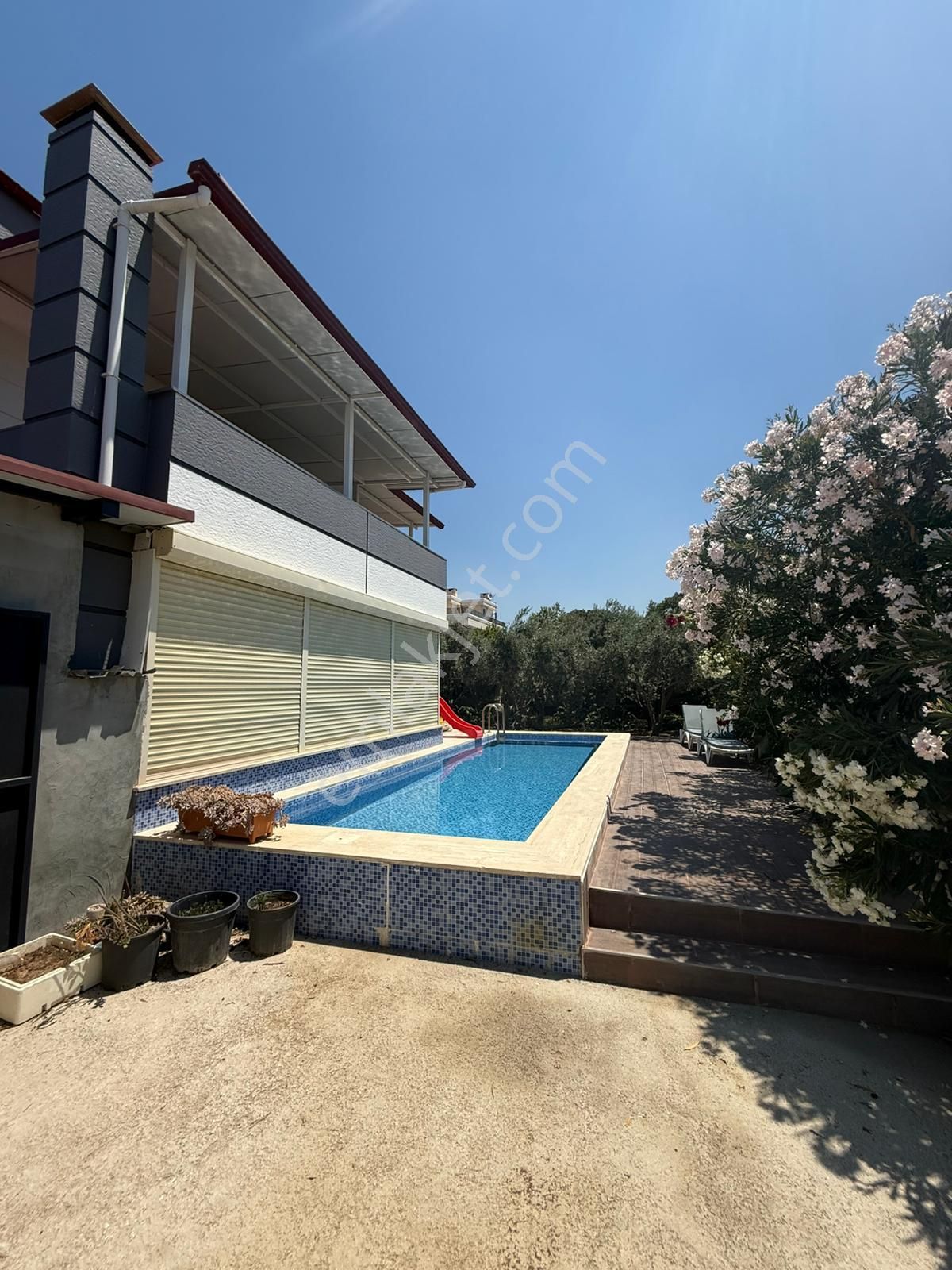 Kuşadası Karaova Mah. Satılık Havuzlu,bahçeli Müstakil Ev - Görsel 14