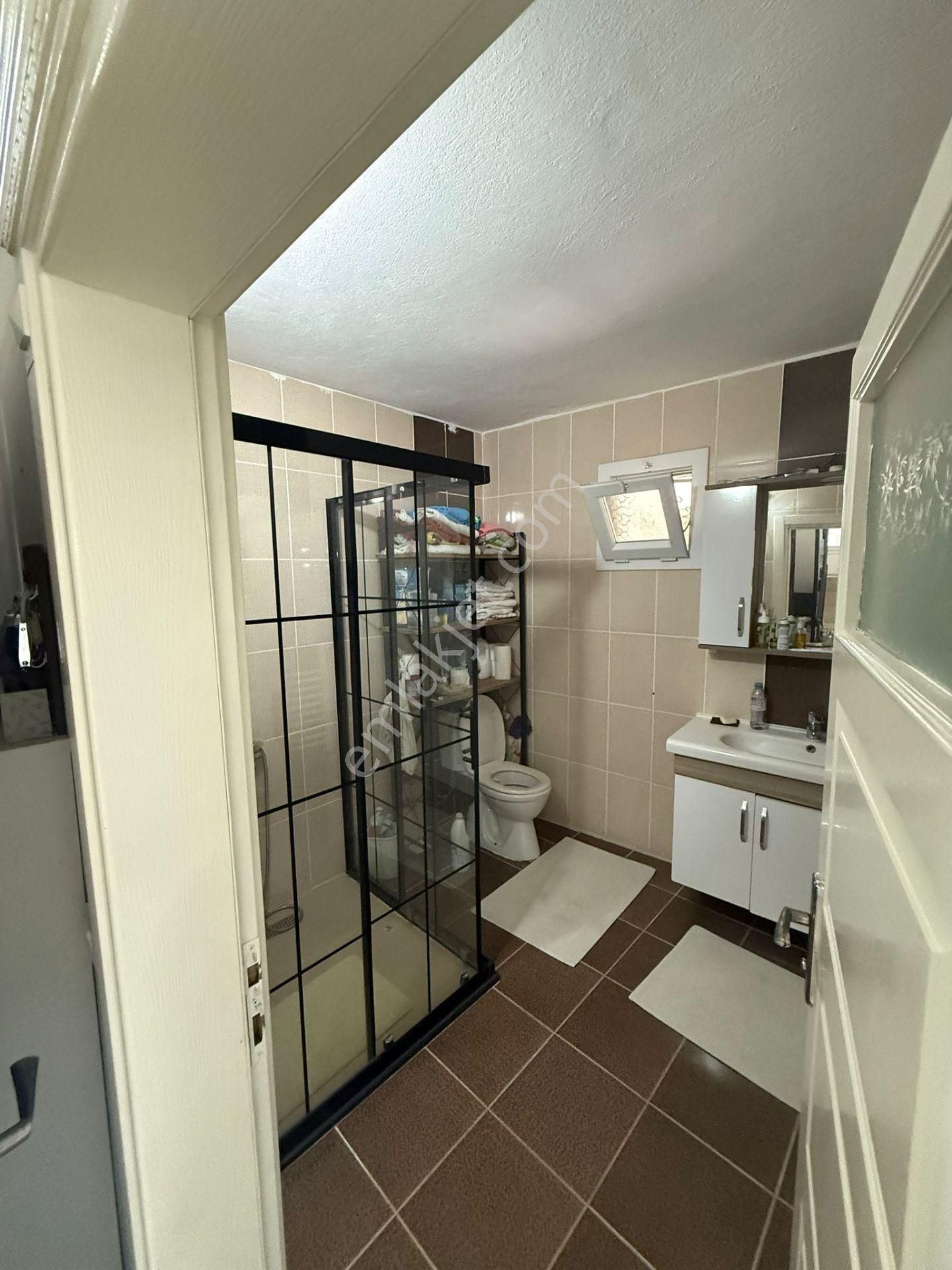 Kuşadası Karaova Mah. Satılık Havuzlu,bahçeli Müstakil Ev - Görsel 4