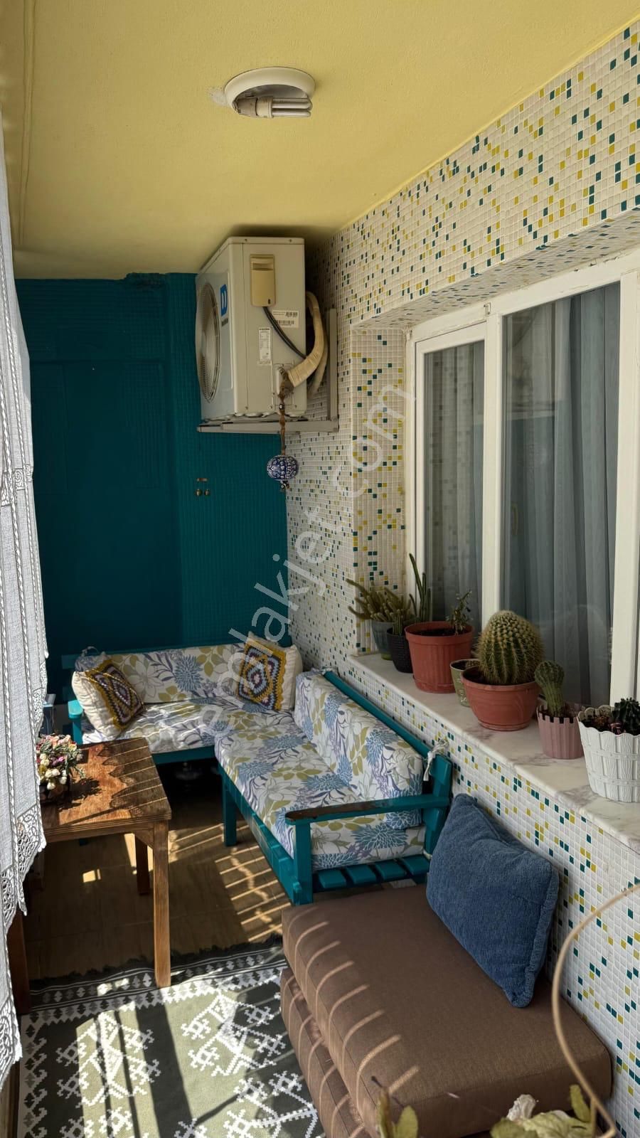 Eşiyok Gayrımenkul' Den Torbalı Da Bulvar Da Geniş Kullanışlı 3+1 Satılık Daire - Görsel 6