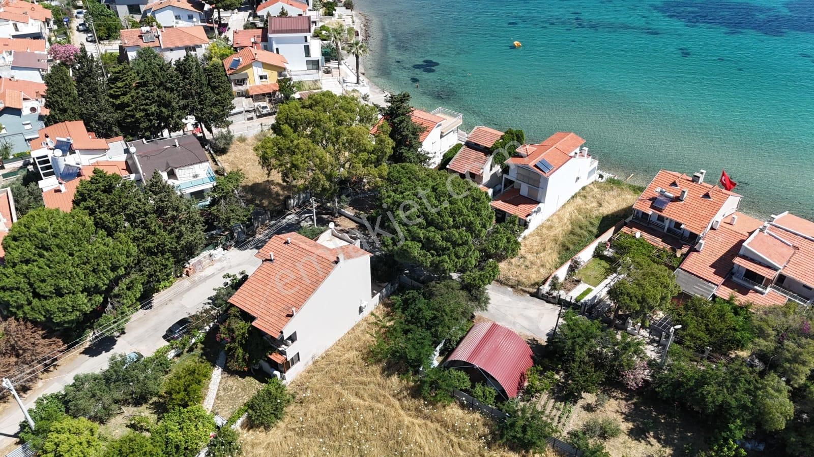 Urla Güvendik Mavi Plajda Satılık Müstakil 5+2 Tripleks Villa - Görsel 3