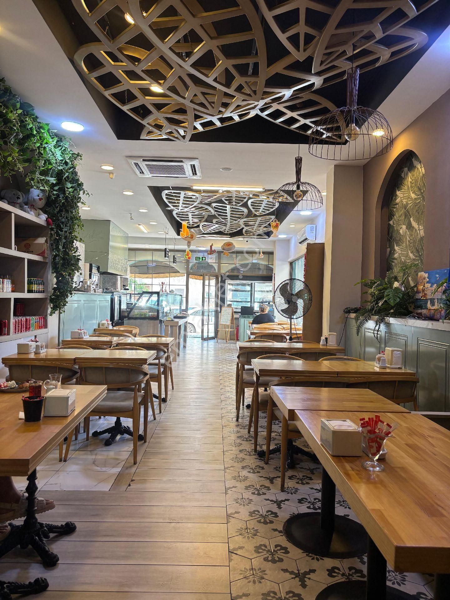 Alanya/oba Alkü Karşısı 2 Katlı 200m2 Devren Kiralık İşyeri - Görsel 7