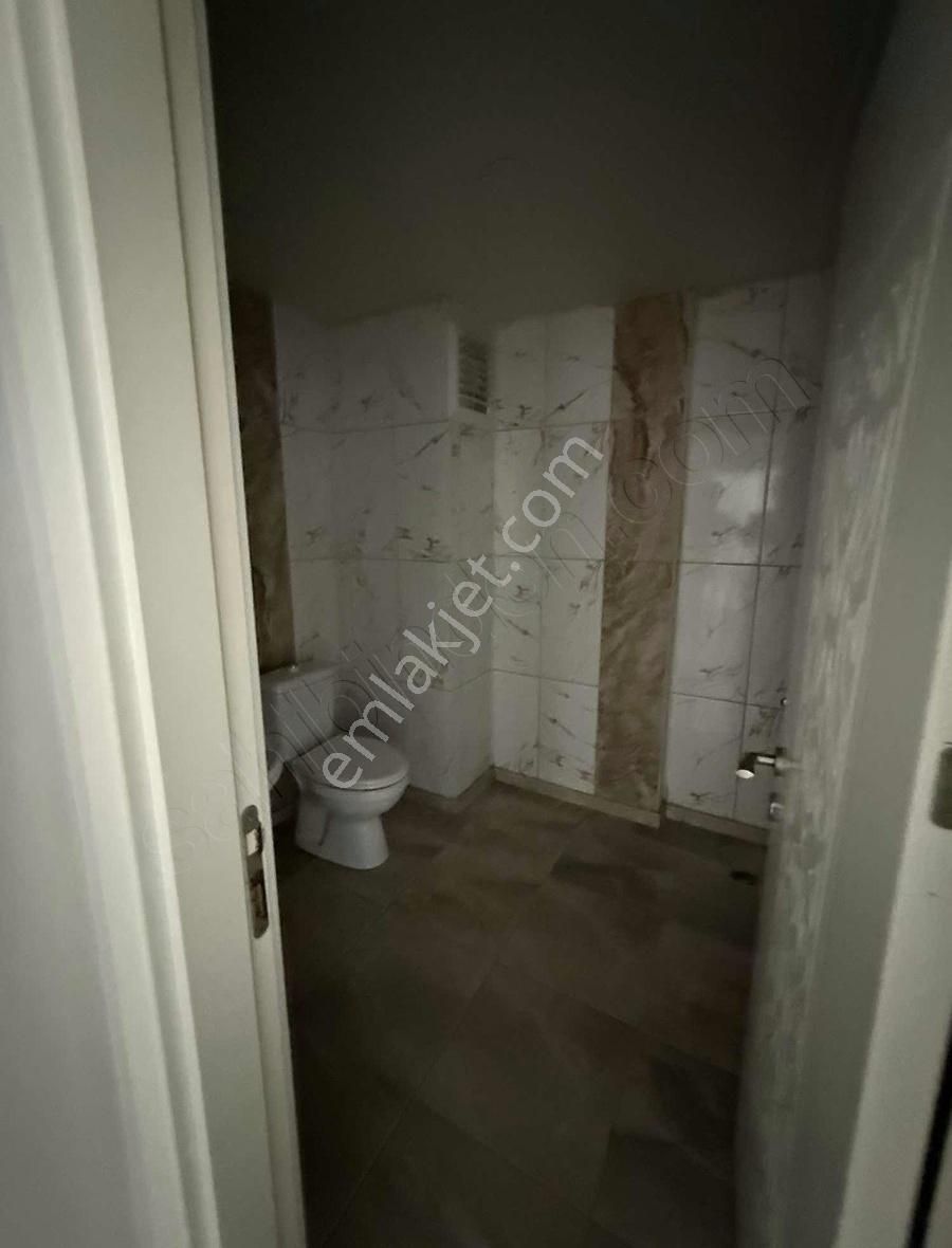 Ziya Oran Gayrimenkulden Kiralık 2.5+1