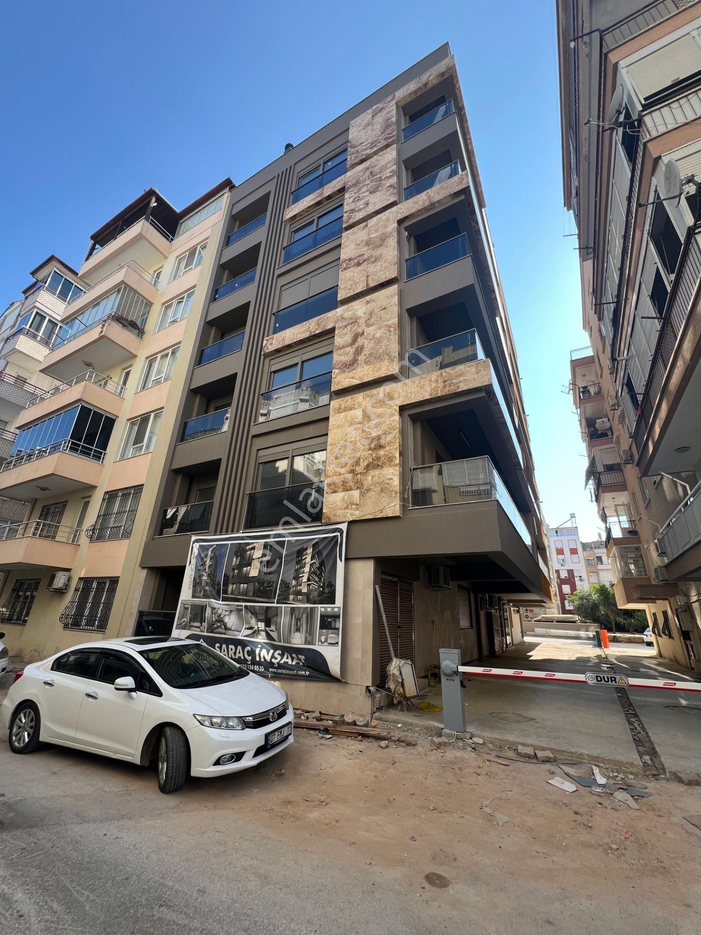 Antalya Güllük De Sıfır Lüks Binada 3+1 Satılık Dubleks Daire Franke+daikın