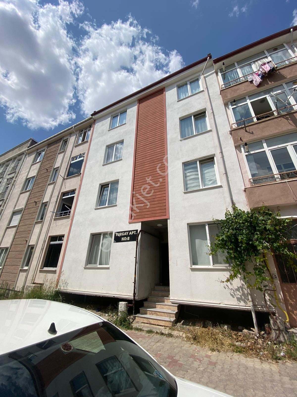 Kırklareli Merkez İstasyon Mahallesi Eşyalı Kiralık 1+1 Daire