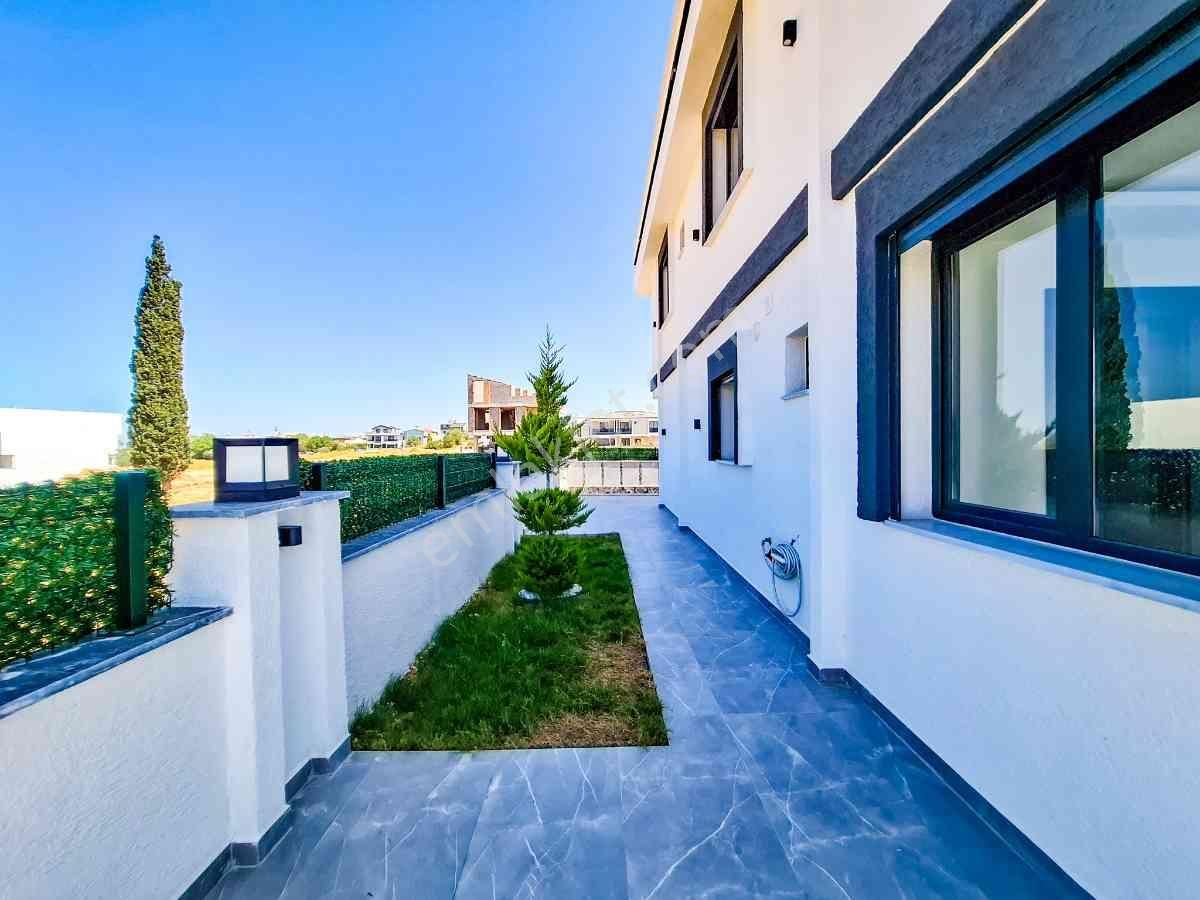 Aydın Didim Hisar Mahallesi'nde Satılık 4+1 Havuzlu, Otoparklı Sıfır Villa - Görsel 23