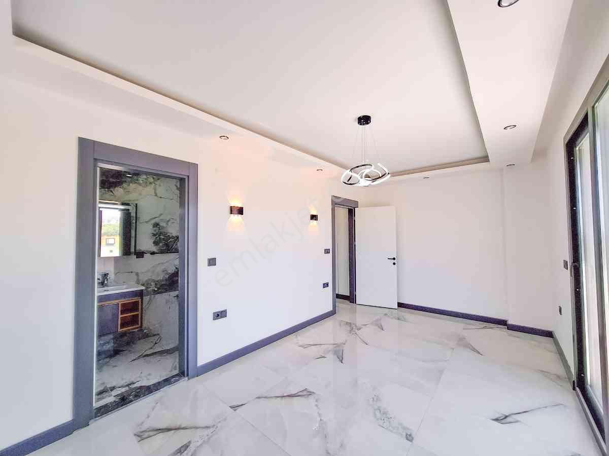 Aydın Didim Hisar Mahallesi'nde Satılık 4+1 Havuzlu, Otoparklı Sıfır Villa - Görsel 7