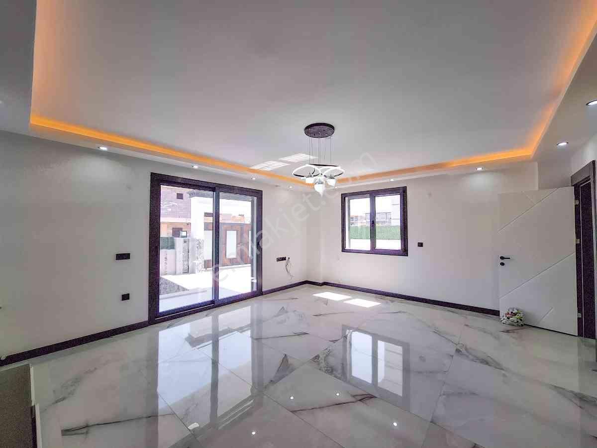 Aydın Didim Hisar Mahallesi'nde Satılık 4+1 Havuzlu, Otoparklı Sıfır Villa - Görsel 19