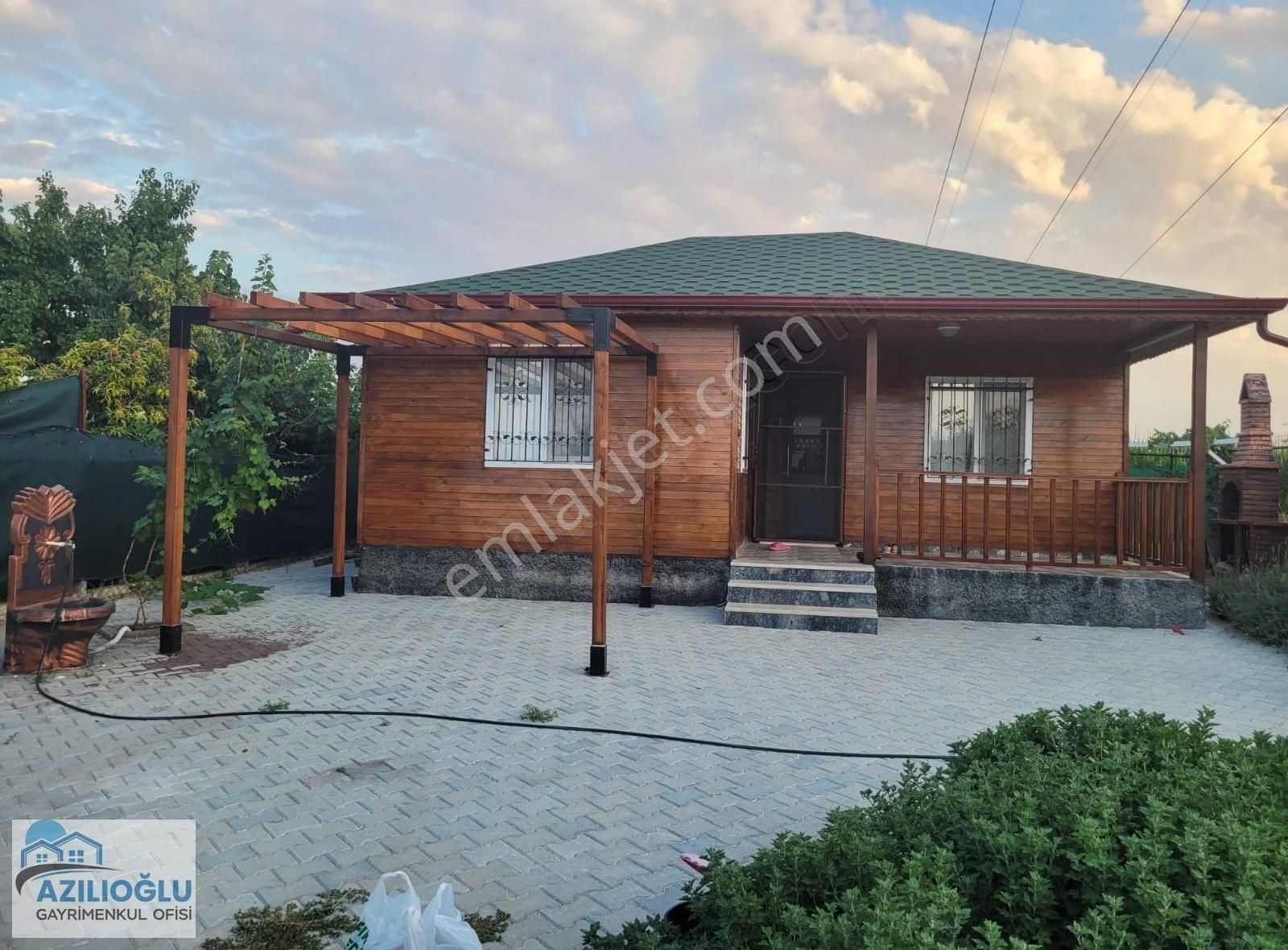 Azılıoğlu Gayrimenkul Den Satılık Hisseli Bağ Evi