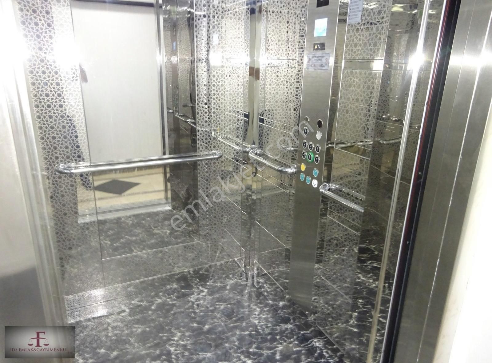 B.evler Yenibosna Zafer Mah.satılık Otoparklı 5+2 Dubleks Daire - Görsel 13