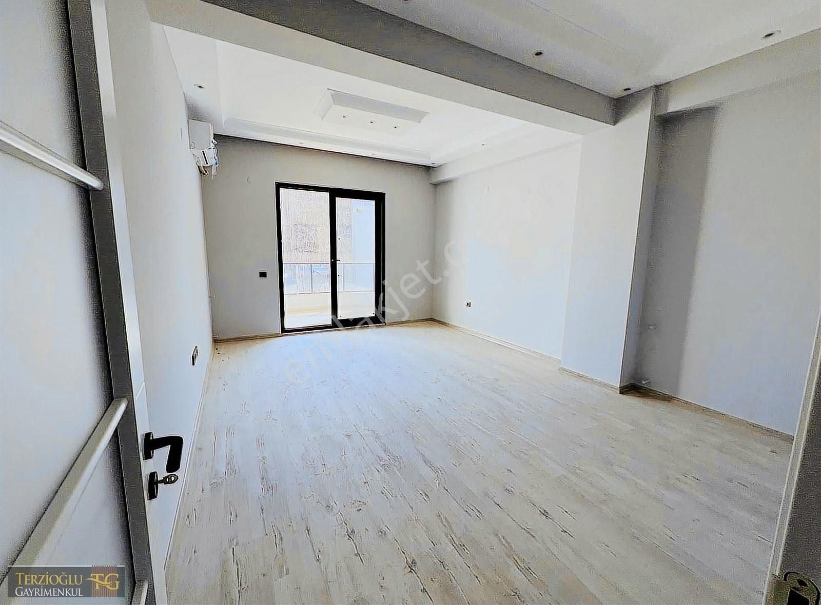 Terzioglu'ndan Satılık 2+1 Ayrı Mutfak Daire