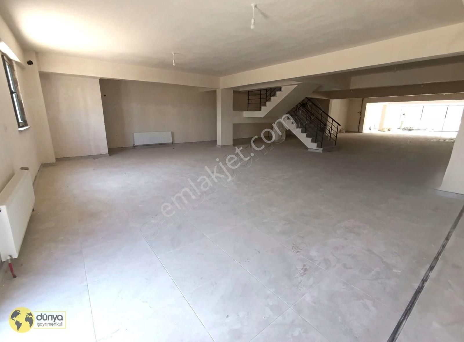 Esenler Mahallesinde, Karacaören Caddesi Üstünde, Kiralık İşyeri