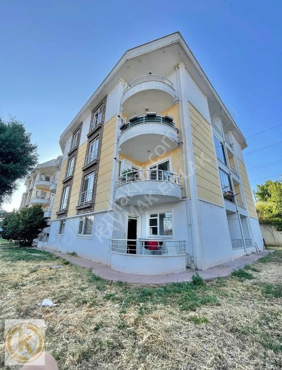 Serdivan Starbucks Civarı Şehir Manzaralı 2+1 80m2 Satılık Apart