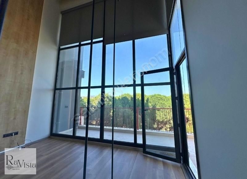 Forum Bornova Karşısında |orman Manzaralı Satılık Loft 2+1 Daire