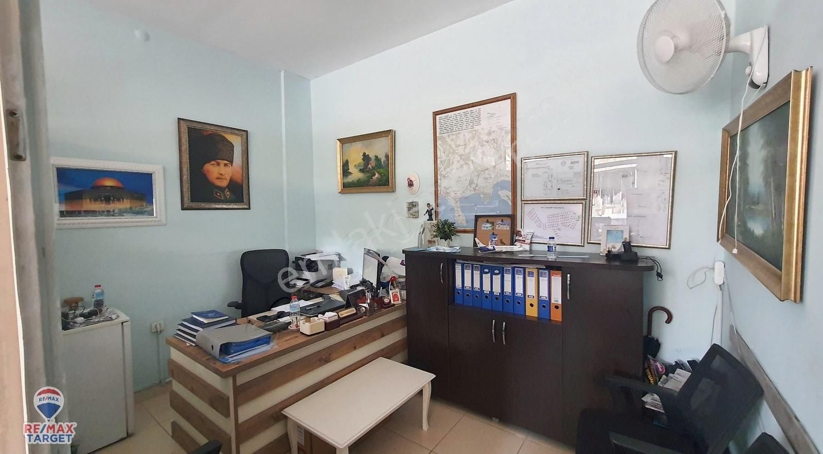 Alaybey Sahil'in Bir Arka Sokağında Bacalı Dükkan 40m2 - Görsel 12