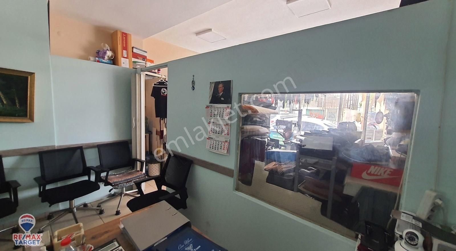 Alaybey Sahil'in Bir Arka Sokağında Bacalı Dükkan 40m2 - Görsel 6