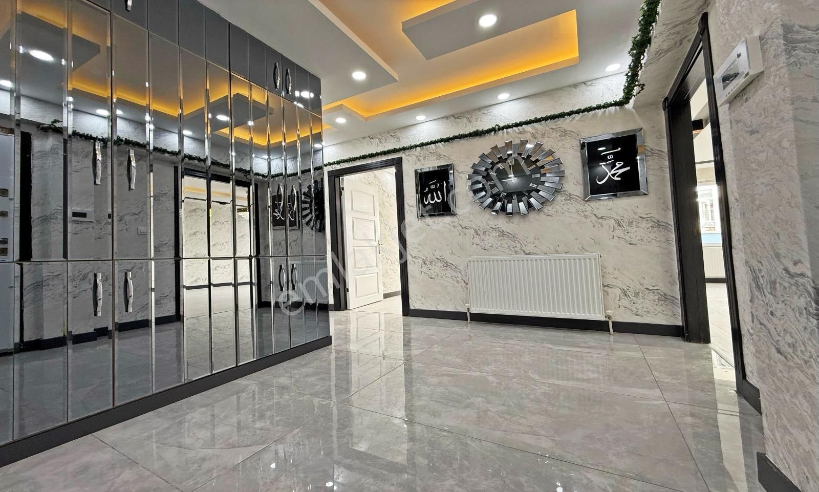 Tuna'dan 3+1 Lüx Yapılı E.banyolu 150m2 Fırsat Daire!