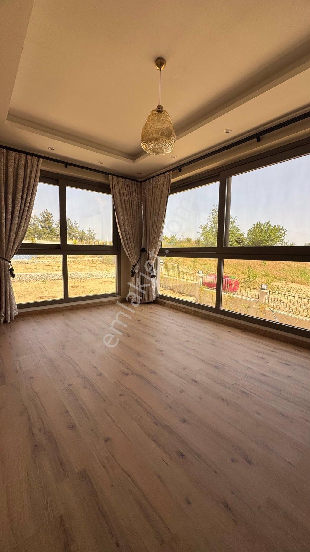 Tömük-karahıdırlıda Satılık Full Yapılı Triplex Villa - Görsel 33