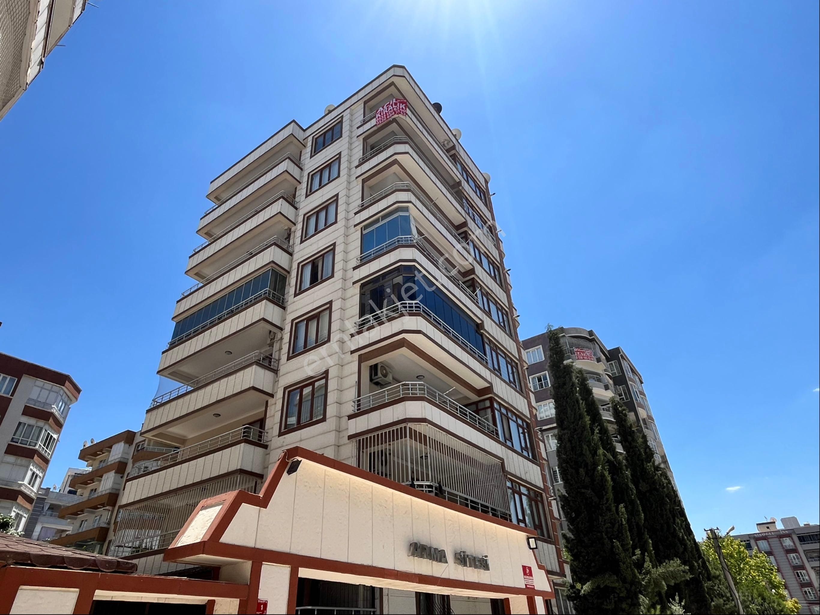 Acil Emlak Güvencesiyle 4+1 Kiralık Tekli Daire
