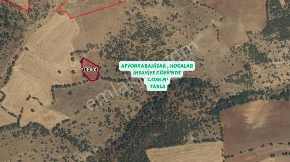 Afyonkarahisar Hocalar İhsaniye Köyünde 2038 M² Tarlamız Satılıktır