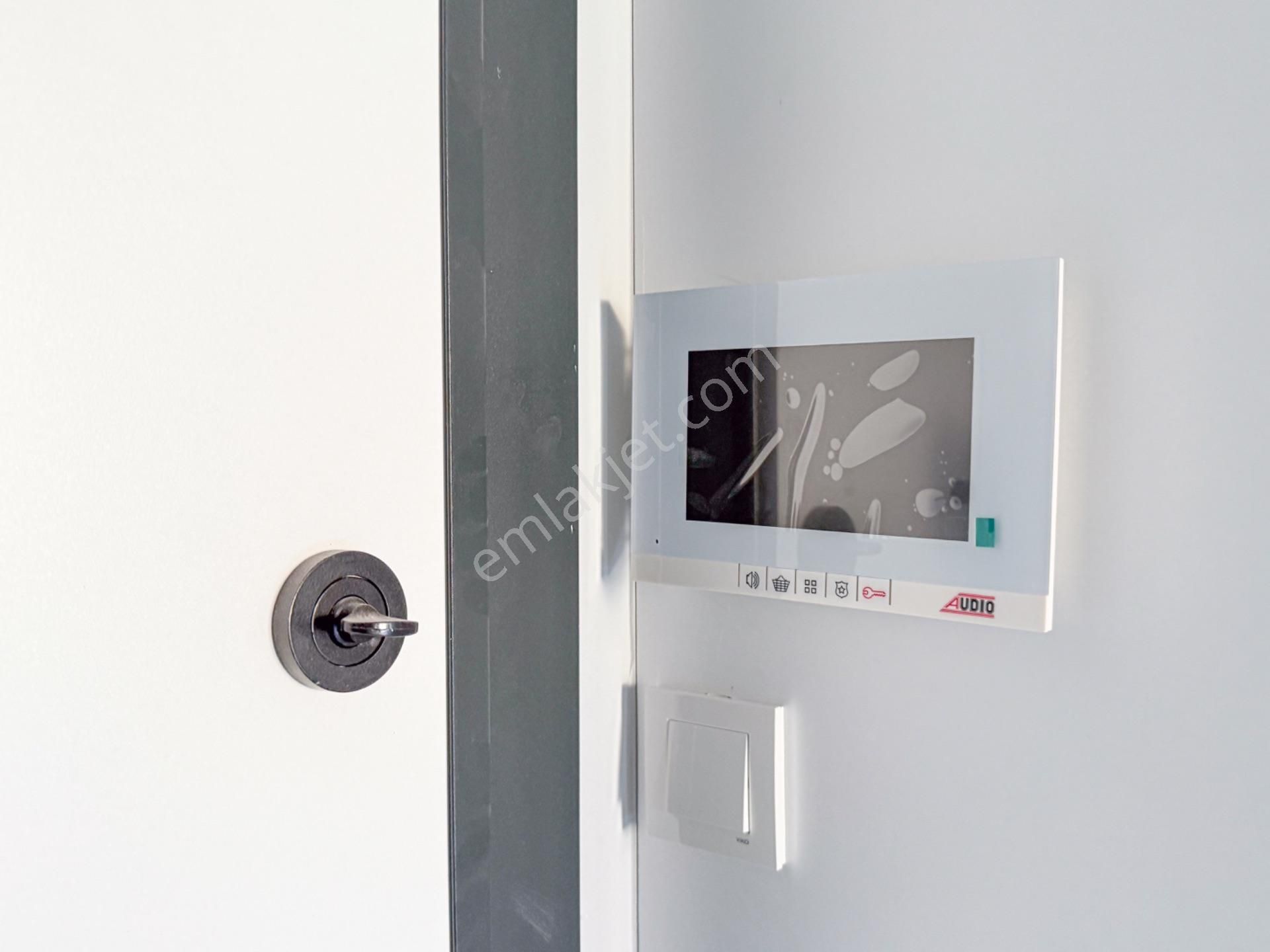 Barbaros'ta Deniz Manzaralı Geniş Lüks 1+1 Satılık Daire - Görsel 31