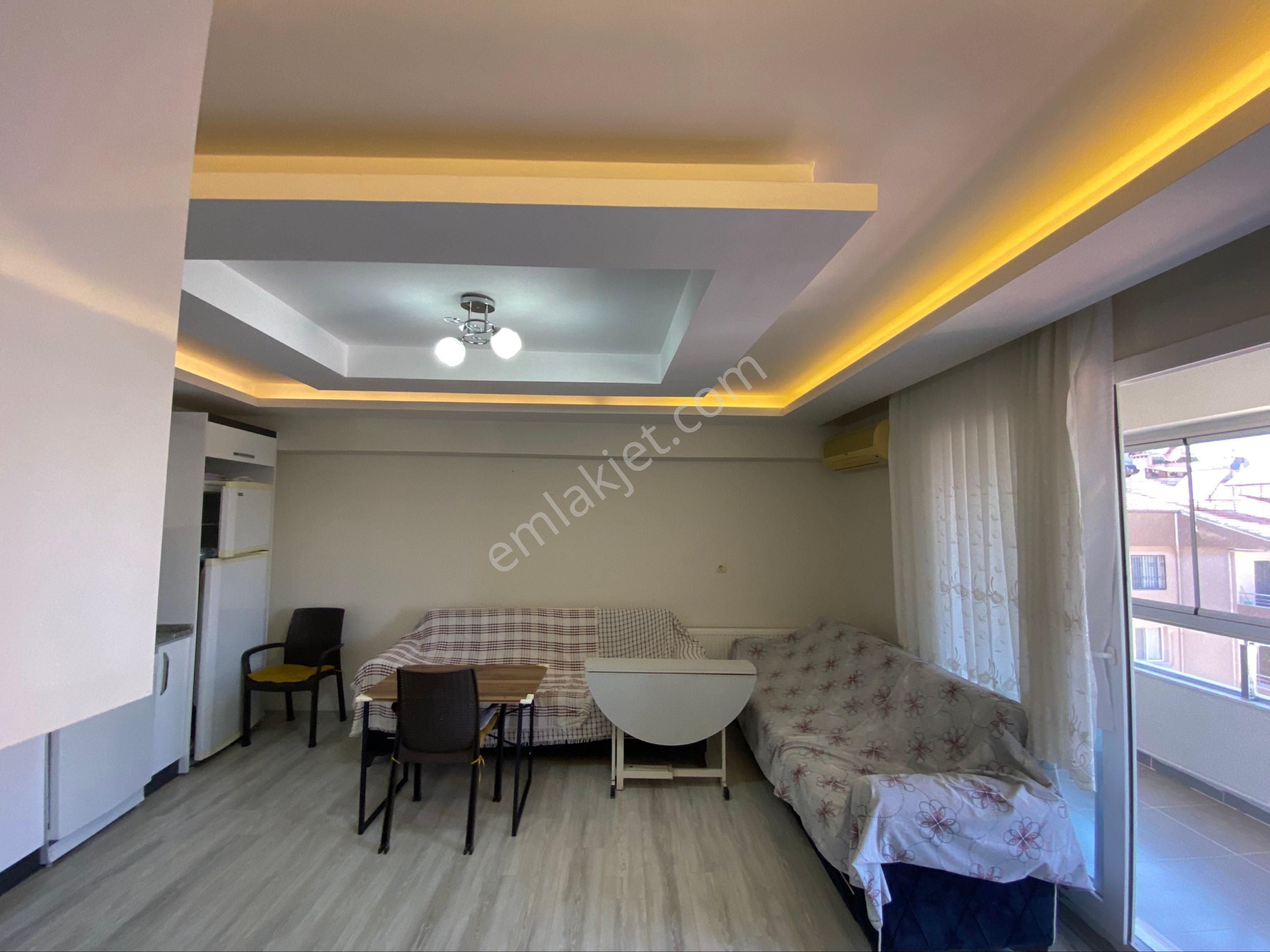 Selçuk Zafer Mah Satılık Full Eşyalı 2+ 1 Daire