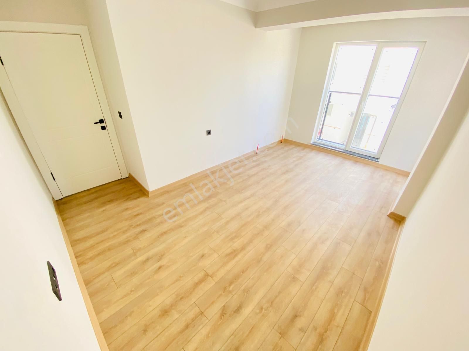 Sıfır İskanlı Köşe Başı Yüksek Kredili İşçilik Harikası 3+1 - Görsel 19