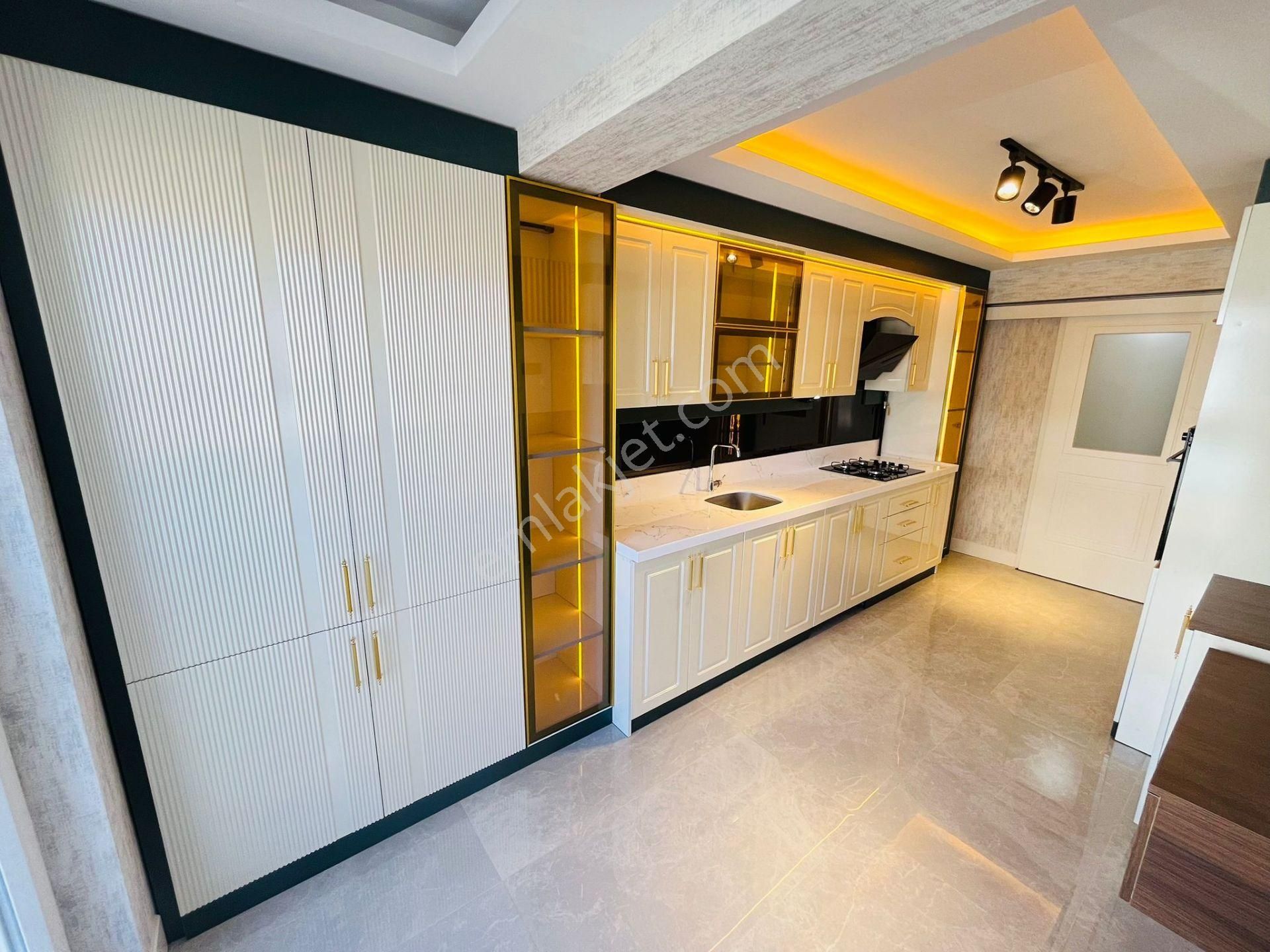 Sıfır İskanlı Köşe Başı Yüksek Kredili İşçilik Harikası 3+1 - Görsel 2