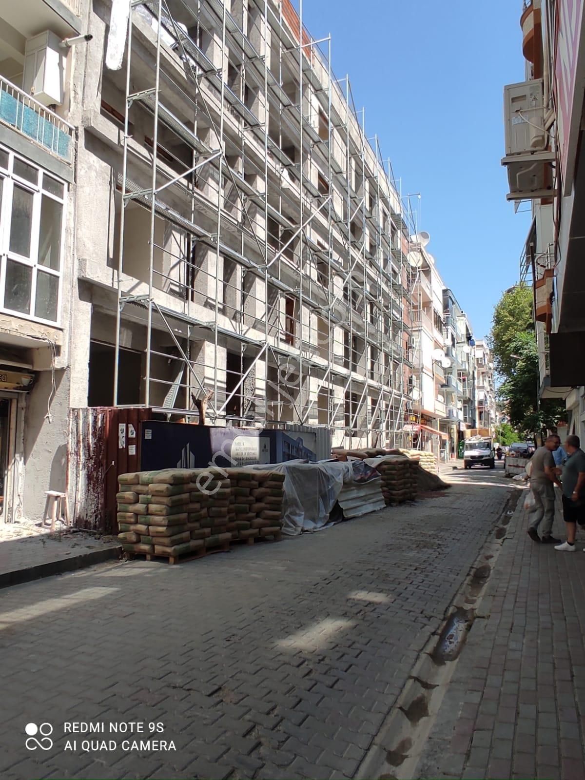 Karşıyaka Bahariye'de Satılık Lüx 2+1 Daire - Görsel 24