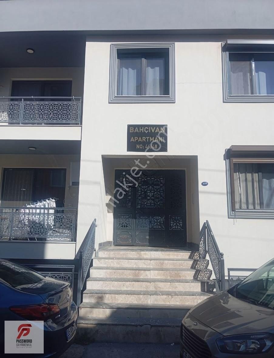 Bornova Merkeze Yürüme Mesafesinde 1+1 Satılık Daire - Görsel 14