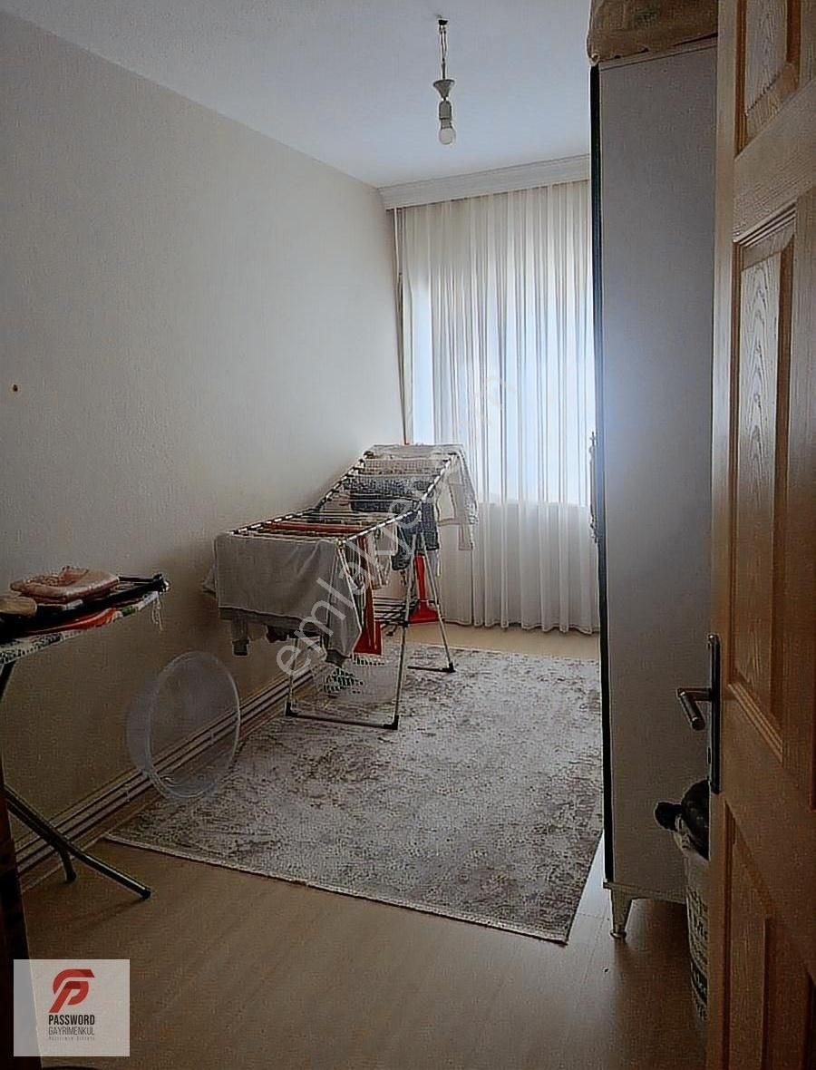 Bayraklı-taşkent'te Merkezi Konumda Yatırımlık Masrafsız Daire - Görsel 9