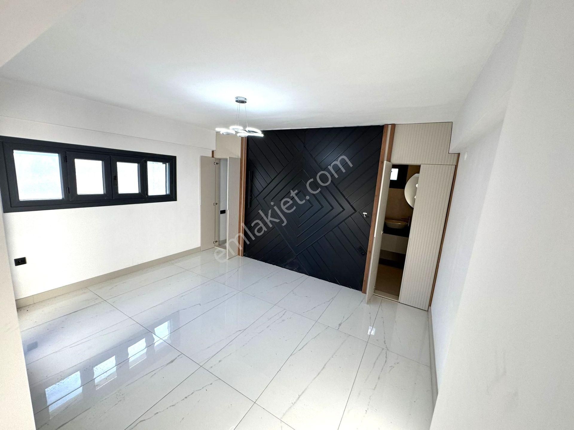 Güre'de,doğa Ve Deniz Manzaralı, Şık Tasarımlı, 5+1 Loft Villa - Görsel 25