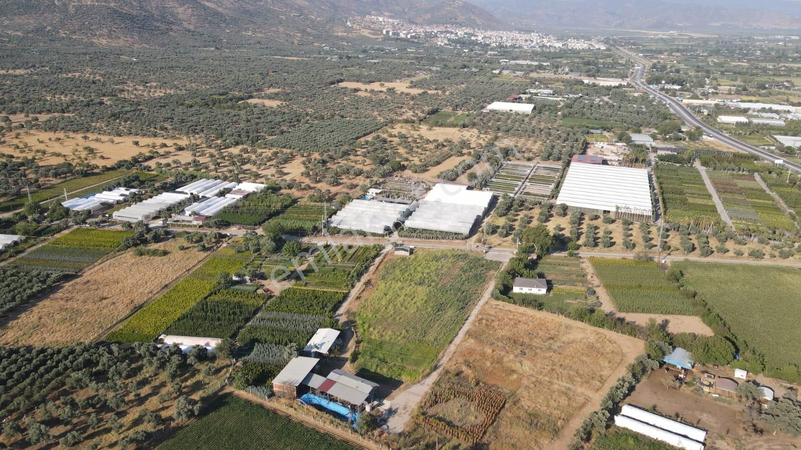 İzmir Bayındır Karahallide Satılık Anayola Yakın Tarla - Görsel 9