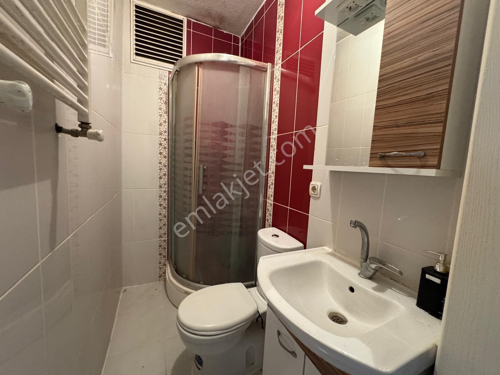 Çarşı İçerisinde Satılık Eşyalı 1+1 Daire- Yatırım Fırsatı ! Re/max Jale Kırbaş - Görsel 11