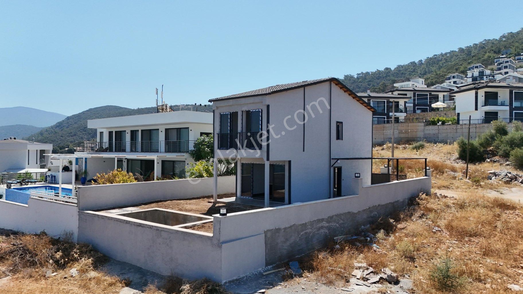 Didim Akbük’te Panorama Deniz Manzaralı 3+1 Satılık Havuzlu Villa - Görsel 3