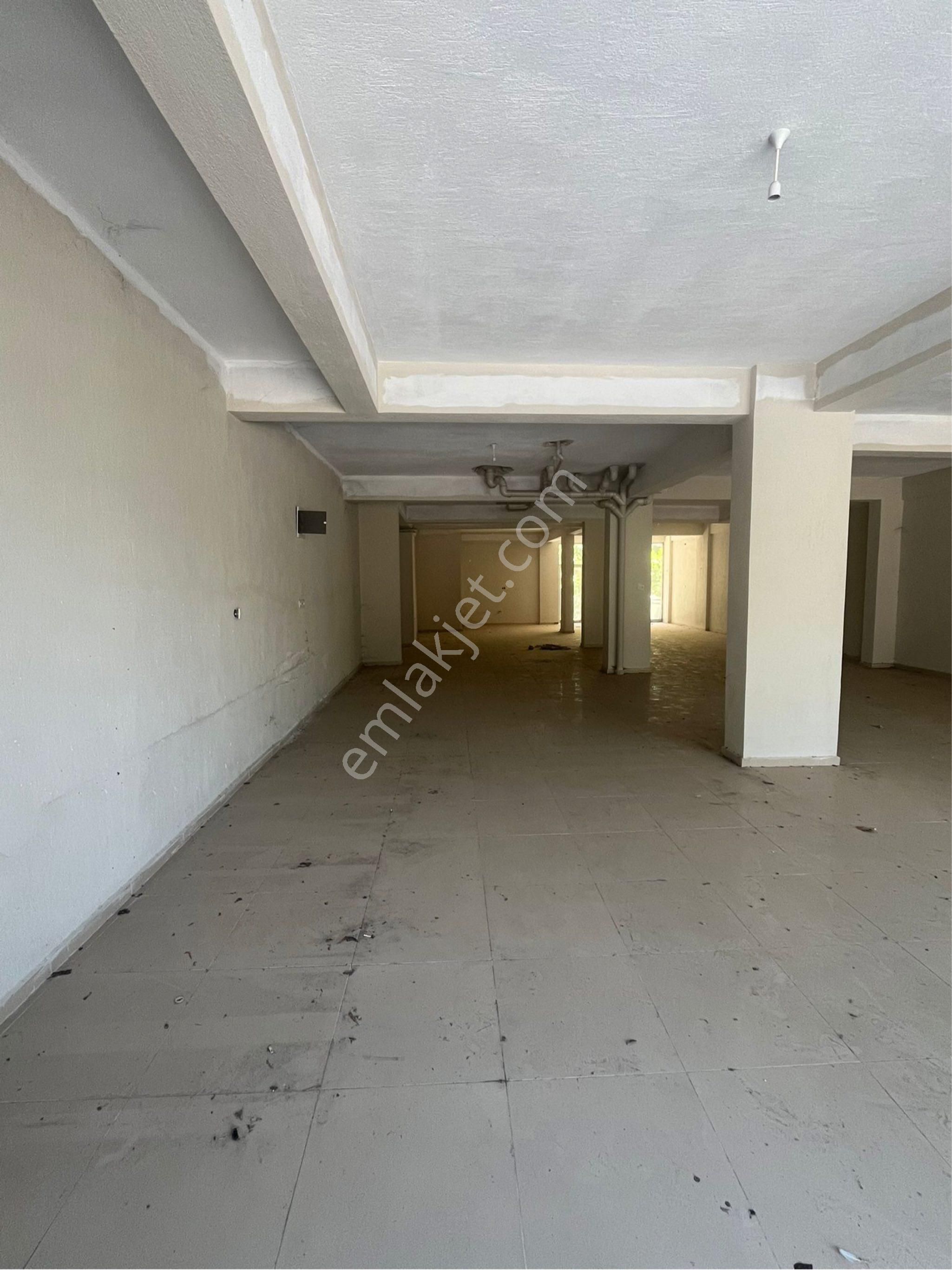 Ödemiş Cumhuriyet Mahallesi’nde Satılık Dükkan - Görsel 4