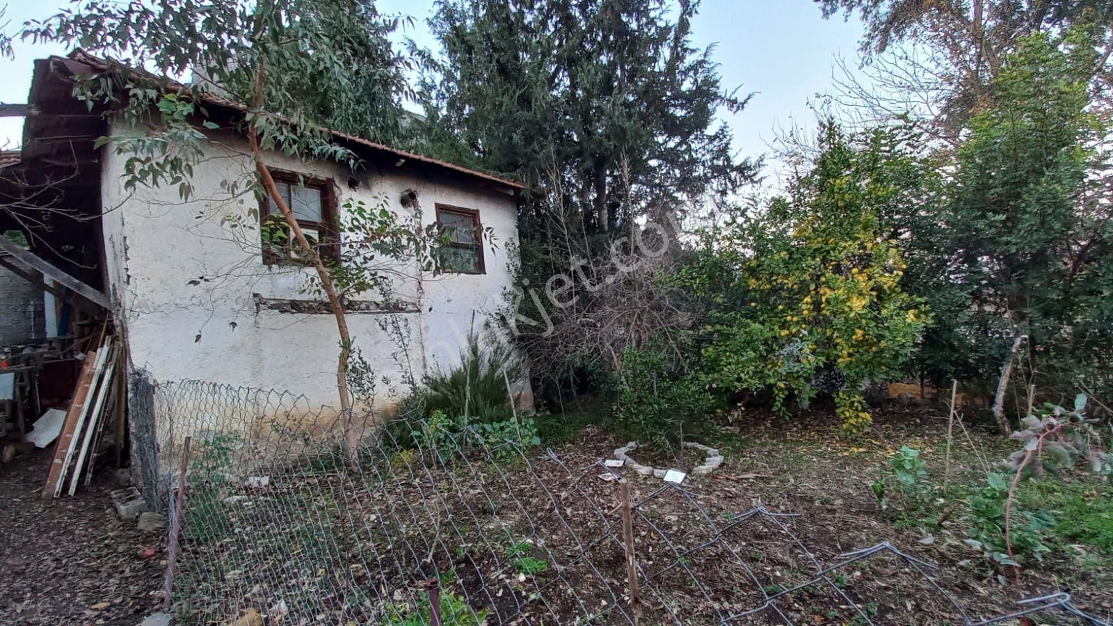 Kemer Kuzdere'de Yapı Kayıtlı, Yatırımlık 1152 M2 Arsa İçinde 2,5 Katlı Müstakil Bina - Görsel 7