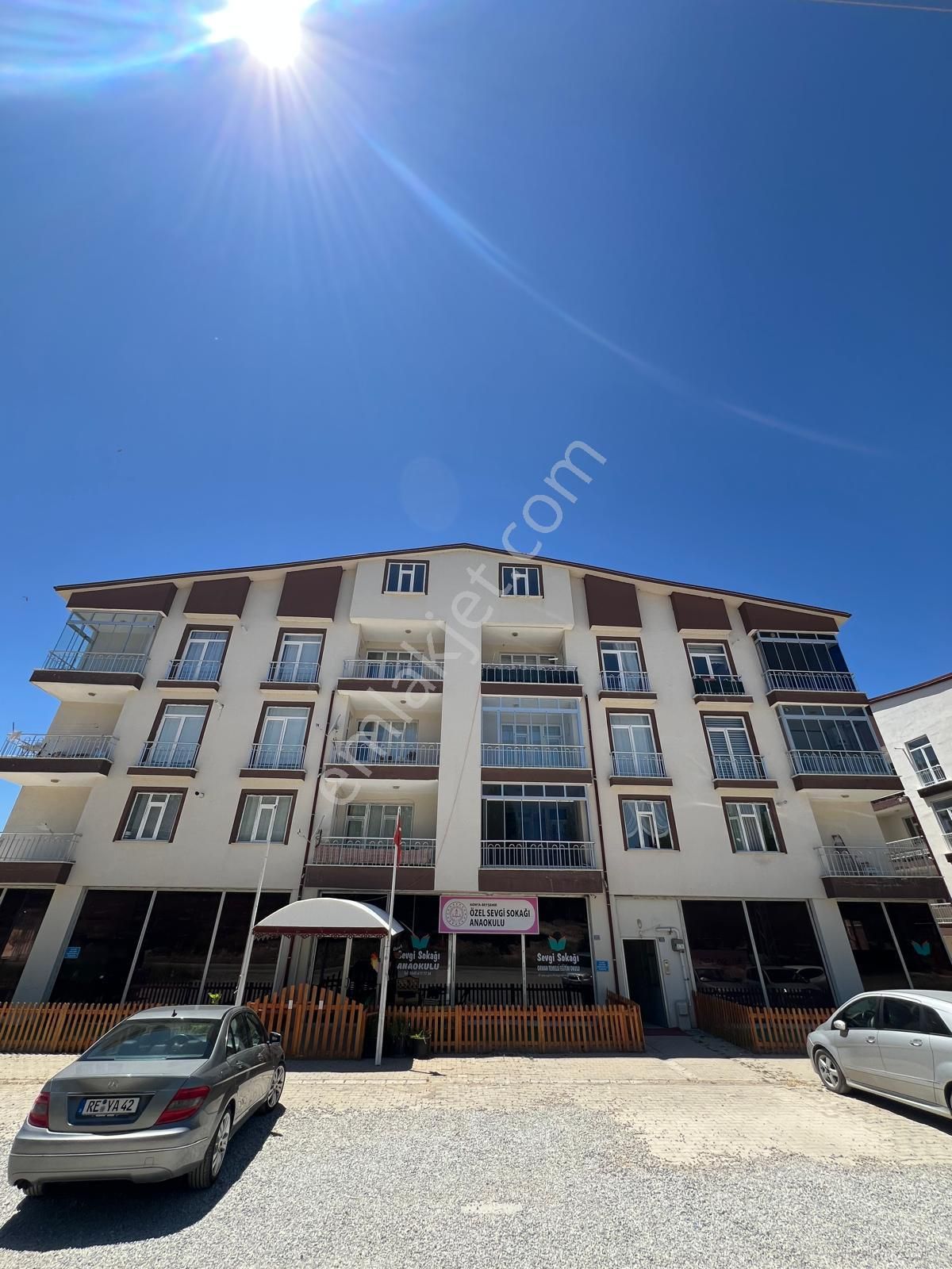 Beyşehir Yeni Mahallede Satılık Göl Manzaralı Daire