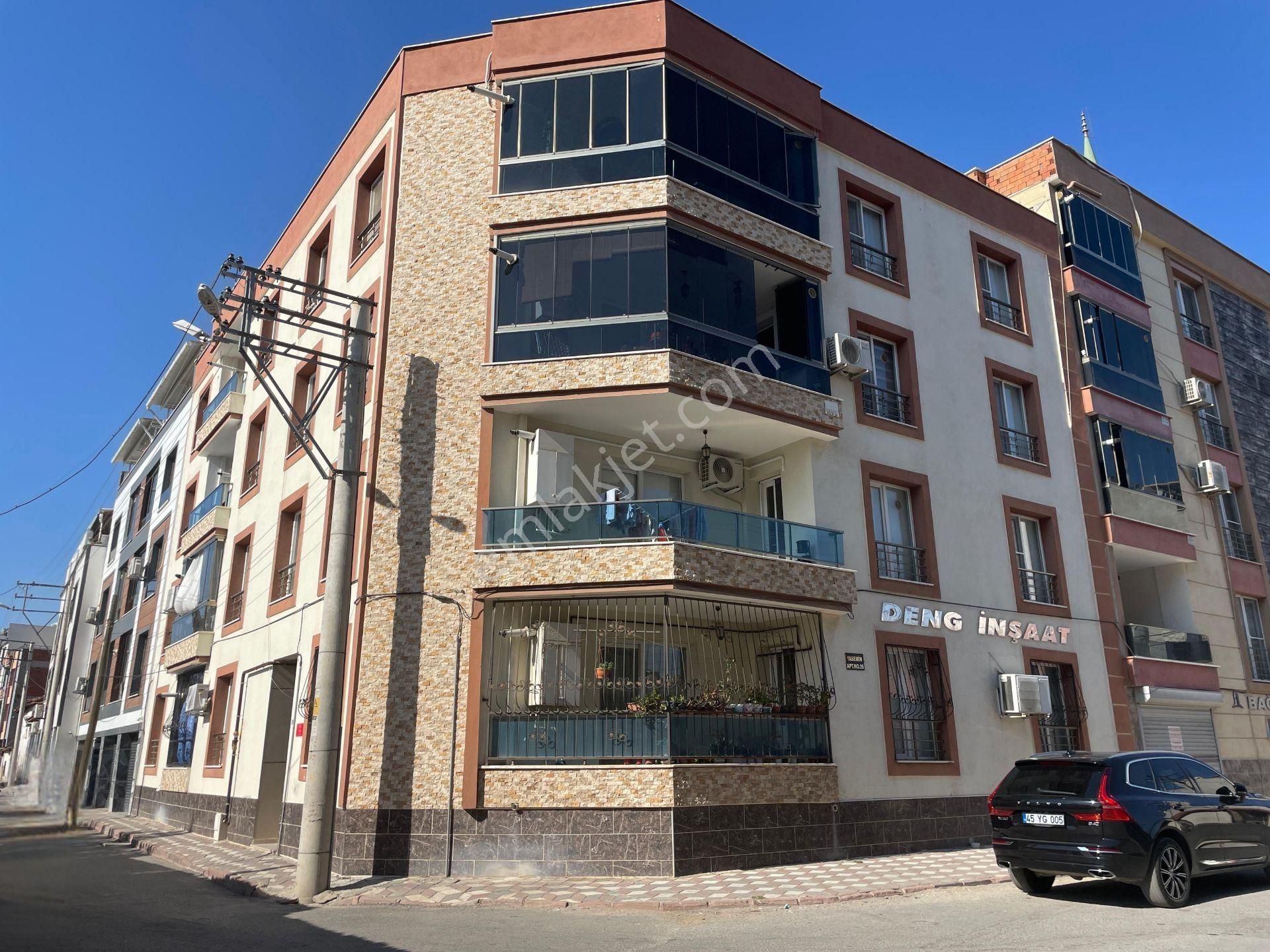 Reşat Bey Mahallesi'nde 3+1 145 M² Satılık Ferah Daire