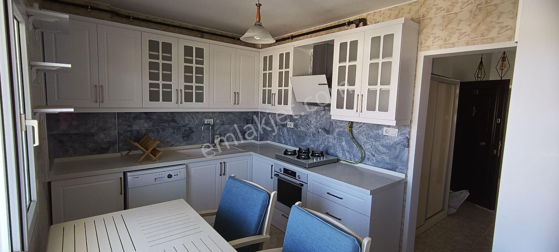 Sahibinden,eşyalı,geniş,kombili,bekara,öğrenciye,merkezi Konumda