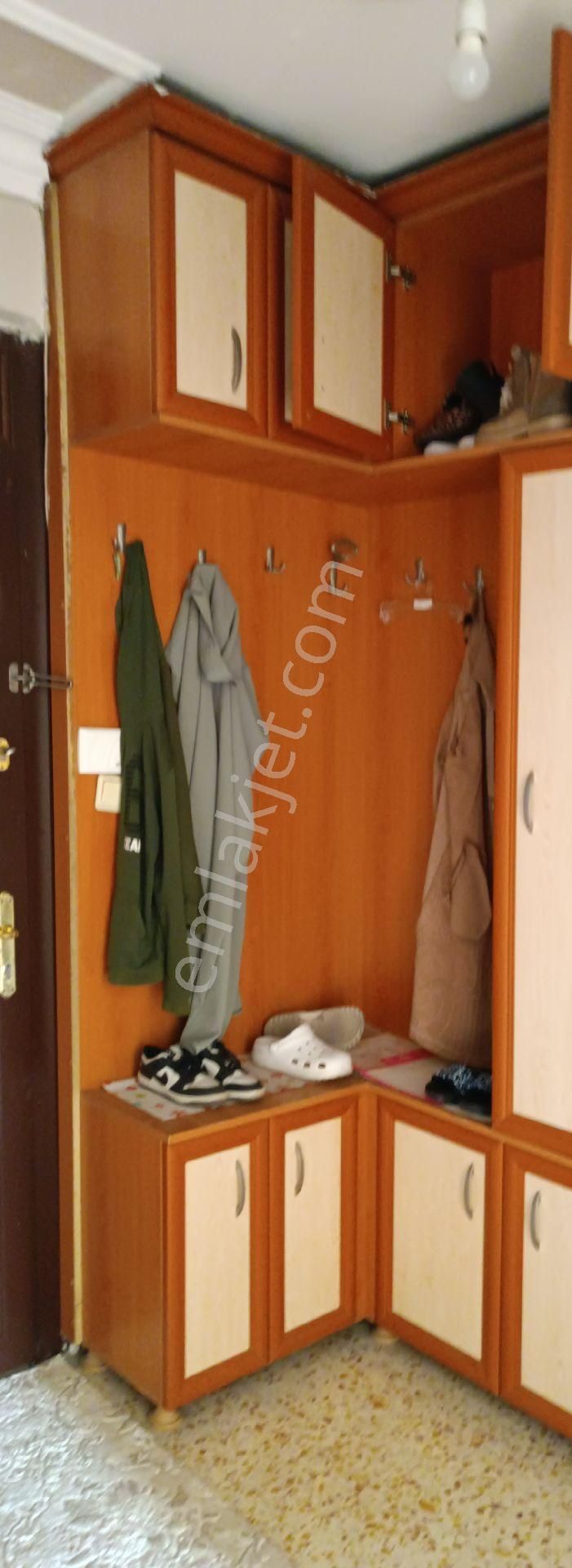 Kardememlak Satılık Daire Merkezi Yerde