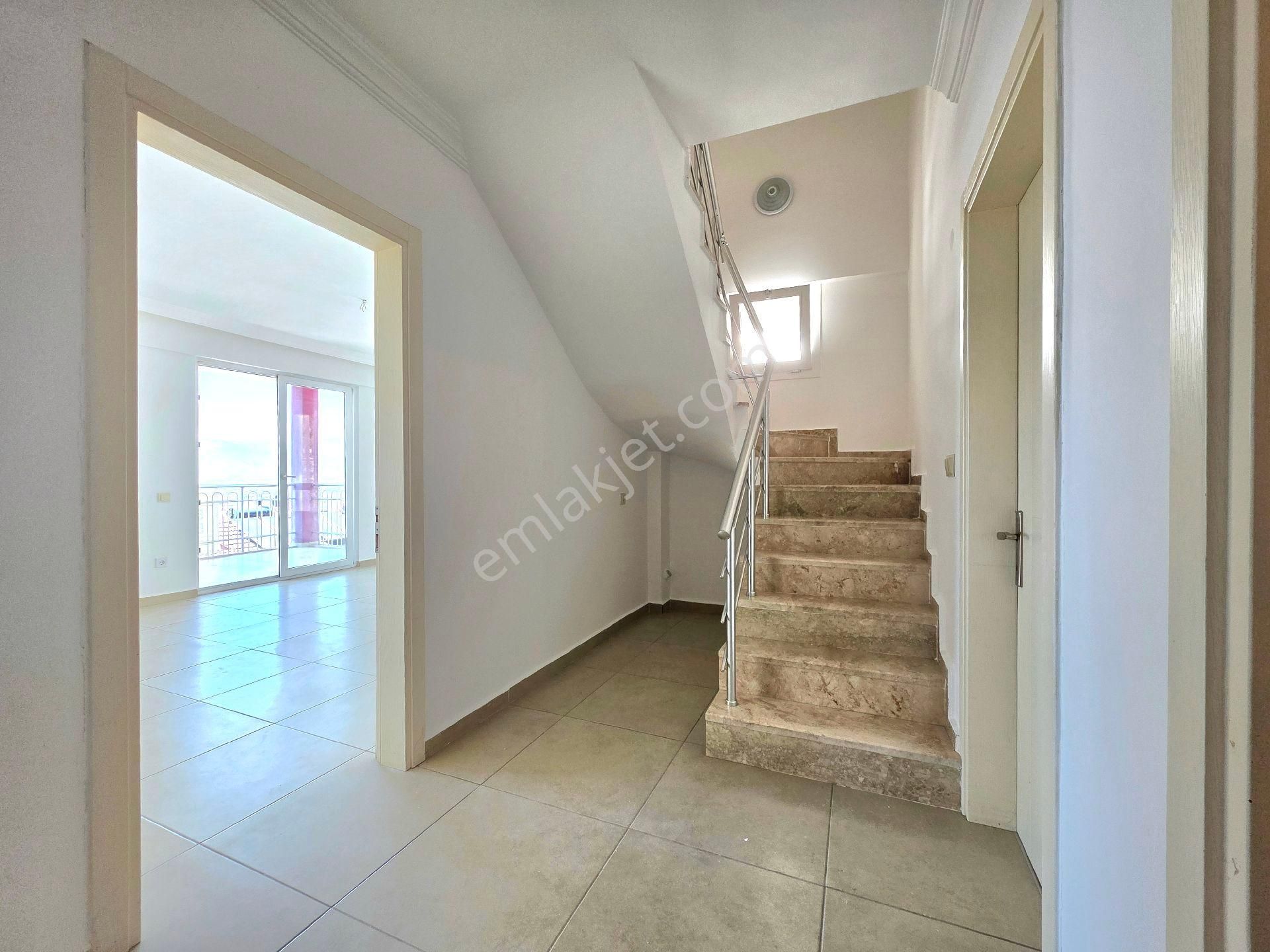 Fethiye Taşyaka'da Satılık 4+1 200m2 Havuzlu Dubleks Daire - Görsel 12