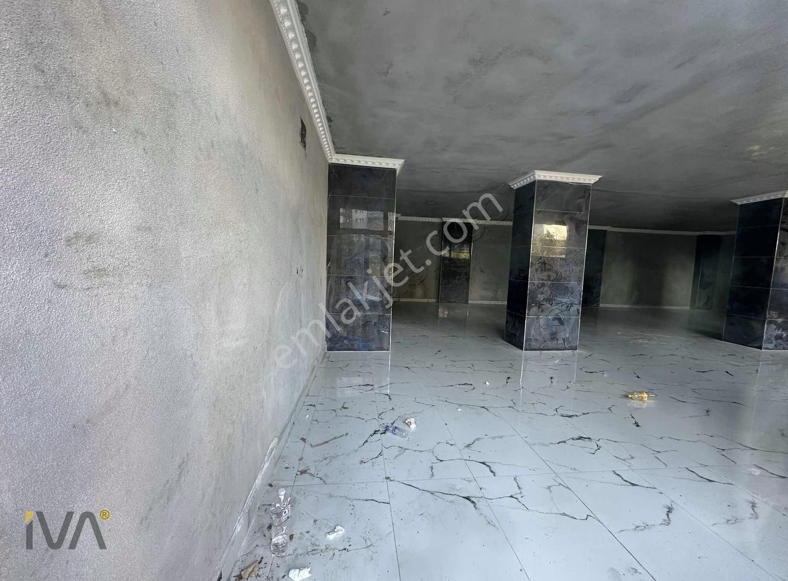 İva'dan Erikli Mahallesi Cadde Dibinde Kiralık Depo İşyeri