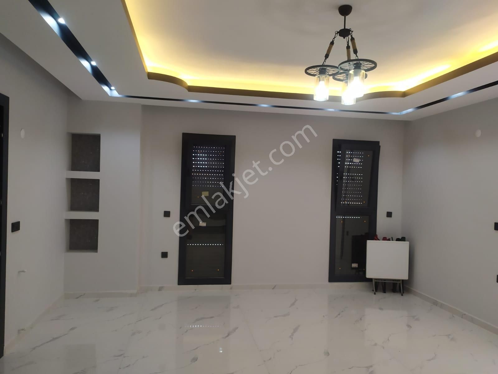 Didim Sağturda Denize 400m Mesafede 250 M2 Arsa İçinde 4+1 Ayrı Mutfak Havuzlu Villamız Satılık - Görsel 18