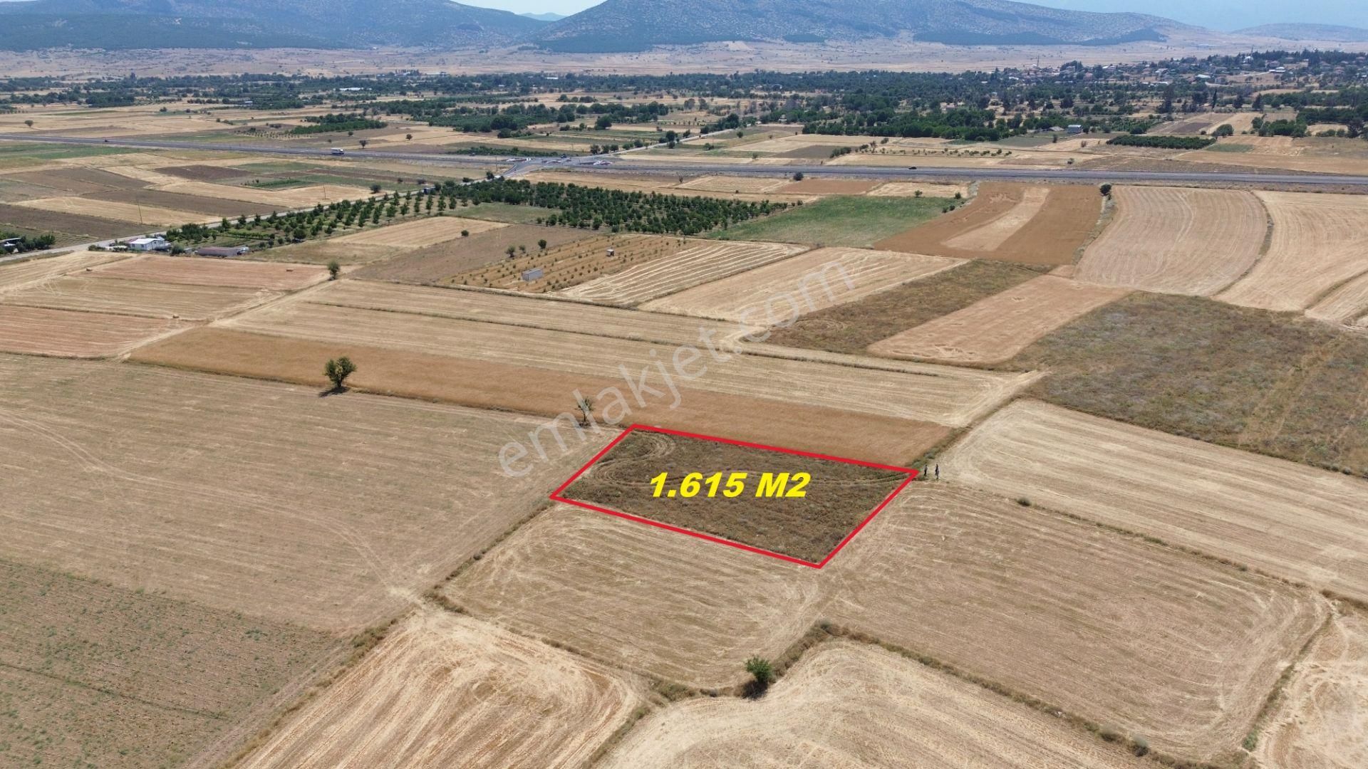 Antalya Korkuteli Yeltende Araç Takasına Açık 1.615 M2 Tarla - Görsel 2