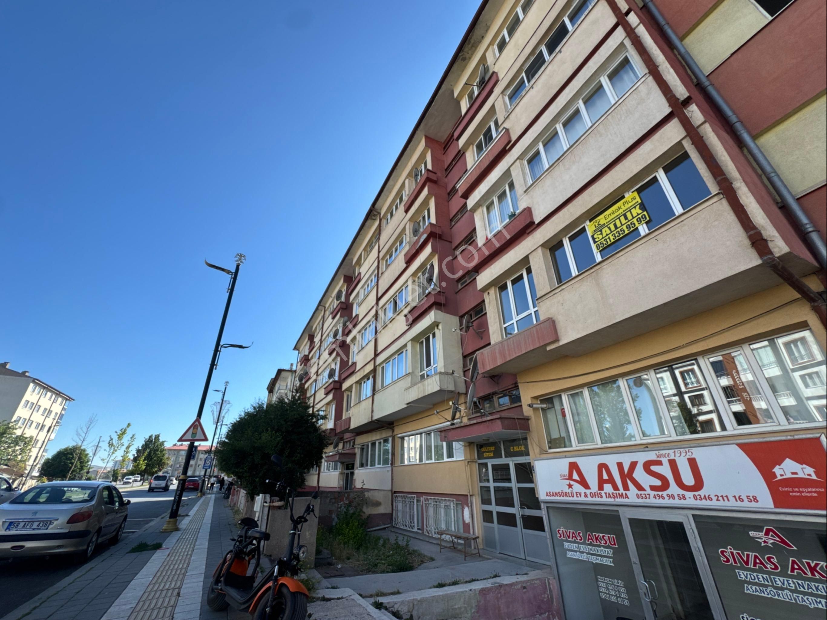 Gülyurt Cd. 2+1 Arakat Satılık Fırsat Daire