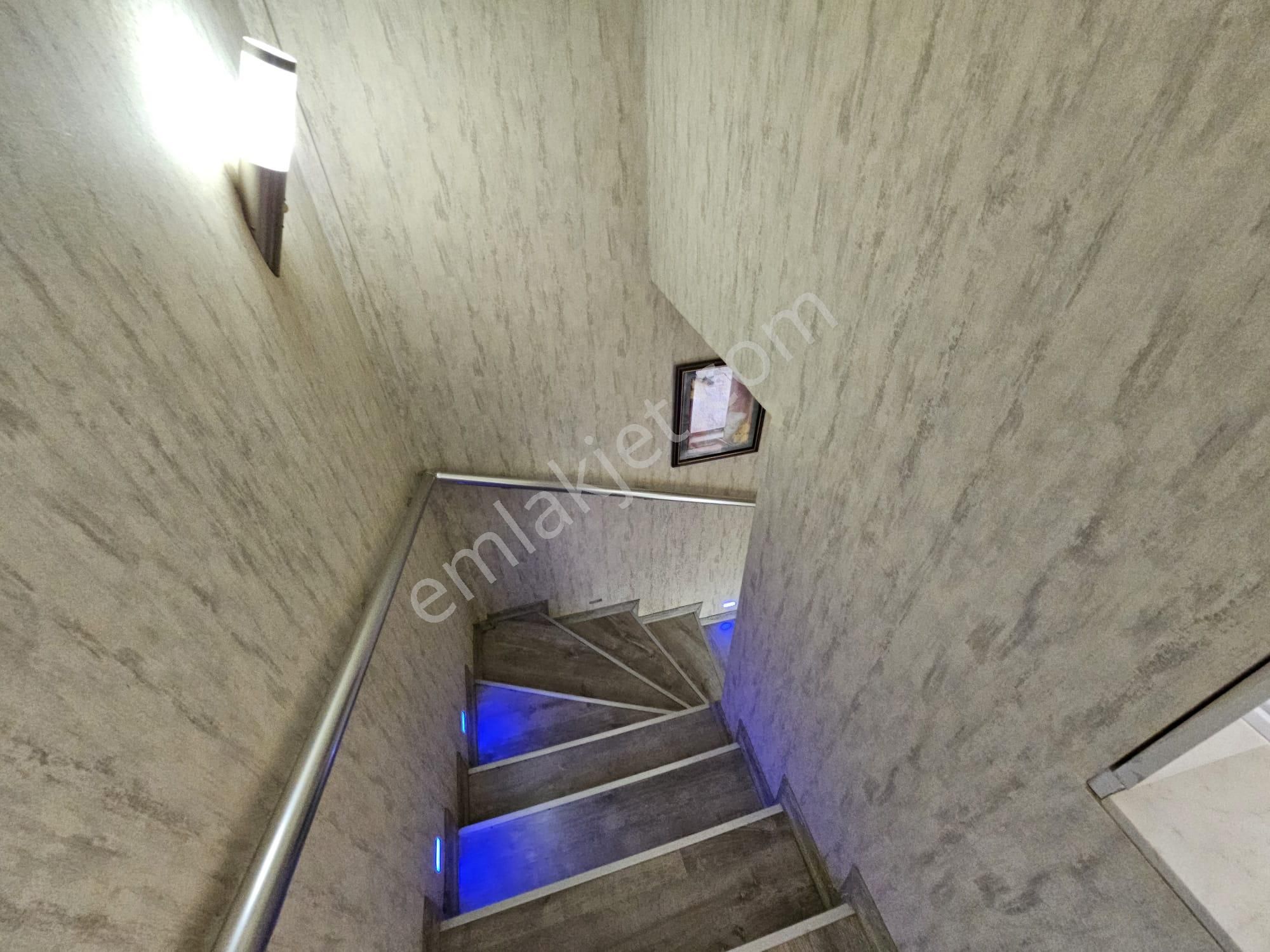 Görülmeye Değer Murathan Mah'de 4+1 Lüx Yapılı Dublex Ev - Görsel 11