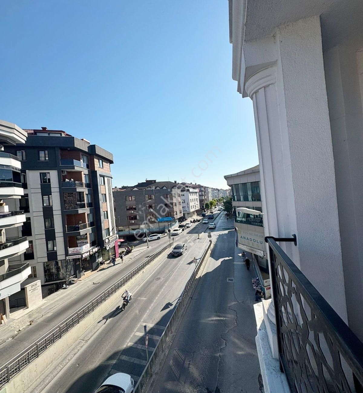 Avcılar Şükrübey Caddesinde Sıfır 3+1 Ara Kat Daire - Görsel 12